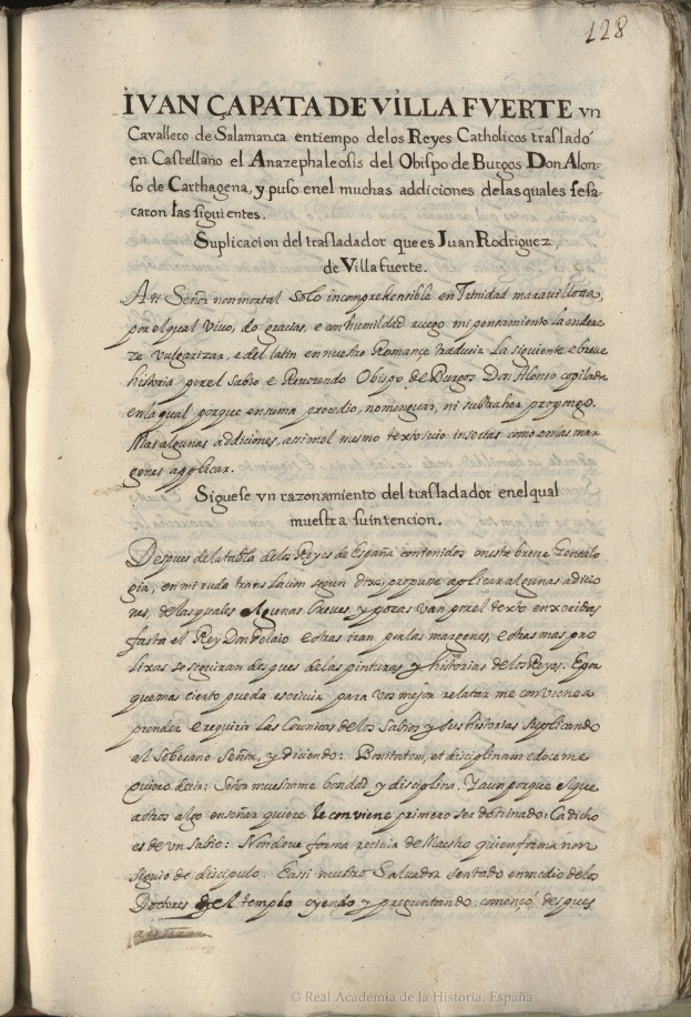 Offenes Buch mit alten, gelblichen Seiten mit Kursivschrift, dekorativem Rahmen und einer kleinen Burg-Illustration oben rechts, das als erste Auflage von Ivan Capata de Villa Fiverte gilt.