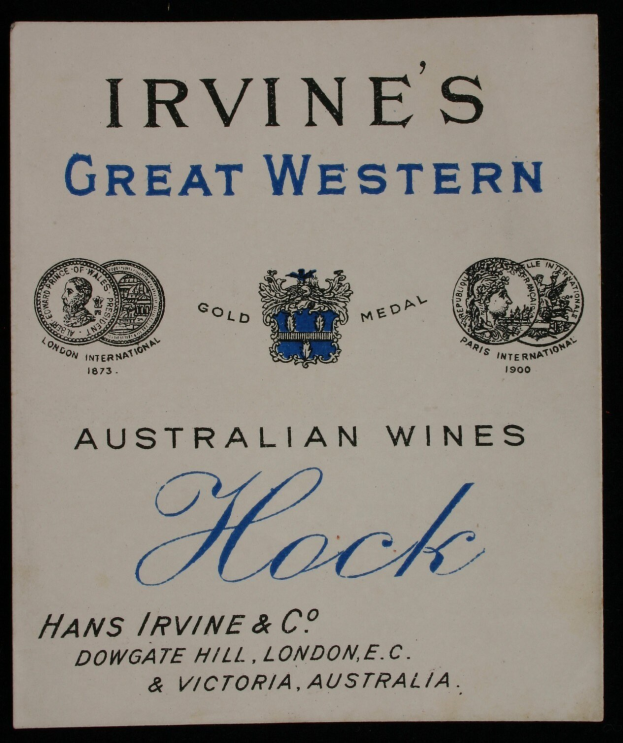 Plakat, das die großartigen westlichen australischen Weine von Irvine bewirbt und den Namen des Unternehmens sowie Logos enthält.
