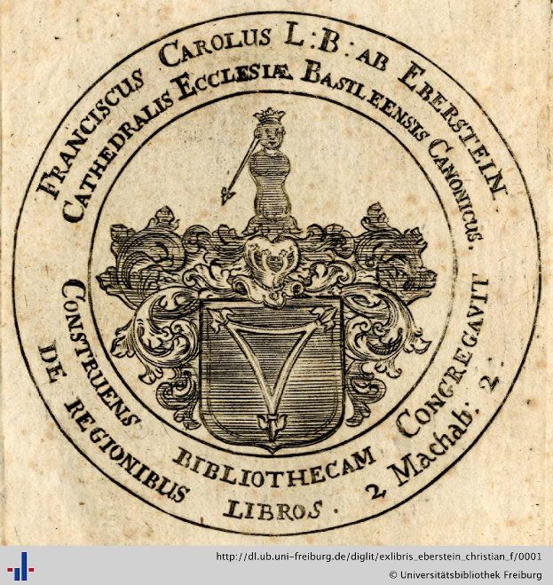 Altes Buch mit einem Wappen, das einen gekrönten Schild, einen Lorbeerkranz und ein Banner mit der Aufschrift "Bibliothek" sowie den Schriftzug "Bibliotheken" darunter zeigt.