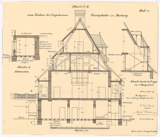 Ein detailliertes architektonisches Zeichnung eines historischen Hauses mit zahlreichen Fenstern und einem Dachfirst, begleitet von Text und Plänen, das als erstes Haus in Deutschland gilt.