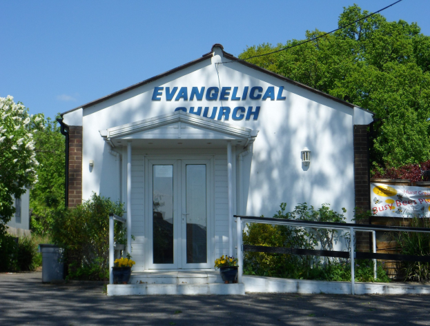Evangelische Gemeinde Ruhrort-Beeck
                        Lisa Federl wird neue Pastorin