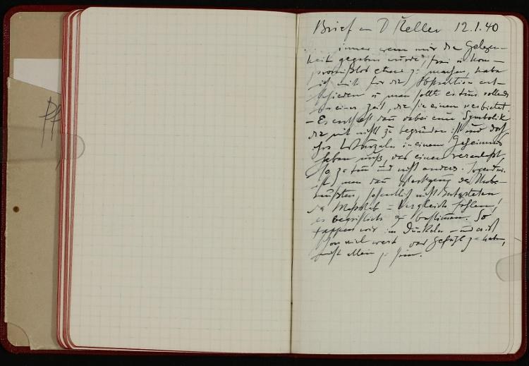 Offenes Buch mit handgeschriebenen Tagebucheinträgen eines deutschen Soldaten, der im Zweiten Weltkrieg getötet wurde, gefüllt mit detailliertem Text.